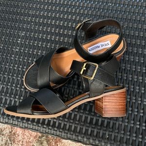6.5 Steve Madden Sandals